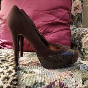 Chocolate brown Snake skin and steel toe